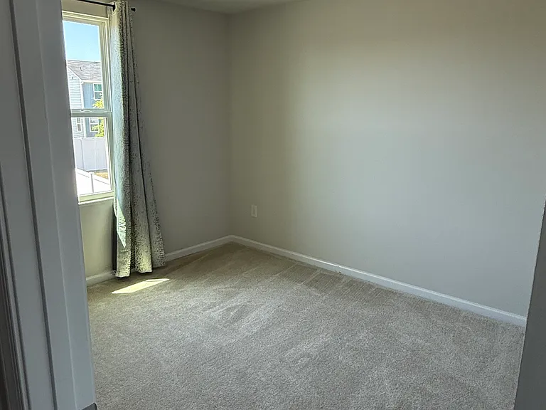 27 Ventasso Dr — Photo 6