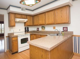 222 Smallwood Ct, West Chester, PA 19380