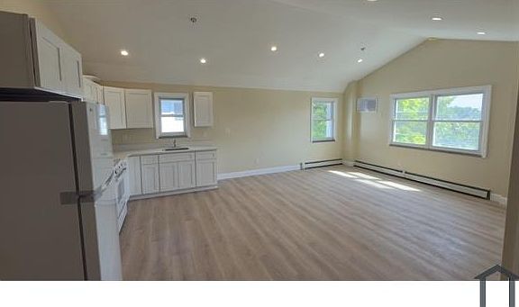 2nd image of 3131 Tiemann Ave #3