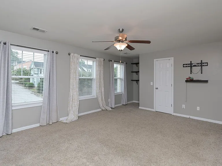 1811 Pulaski St — Photo 19