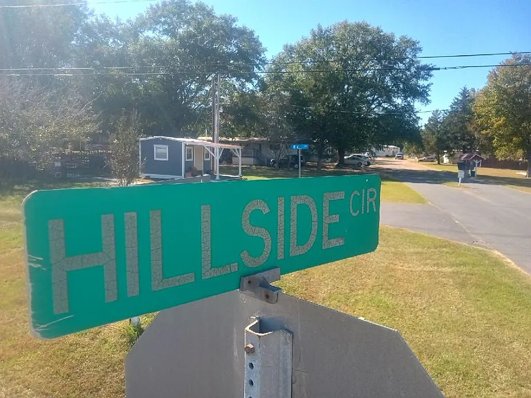 262 Hillside Cir — Photo 9