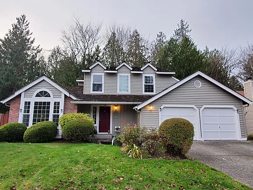 2707 233rd Pl NE Photo 1