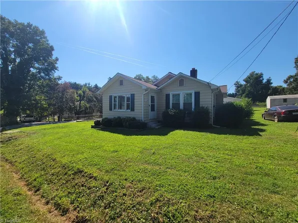 2830 Frank St, Winston Salem, NC 27107