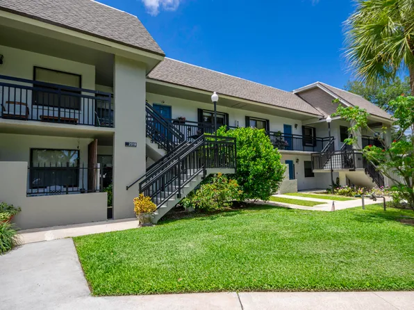 2018 SW 29th Court #6-B-2, Delray Beach, FL 33445
