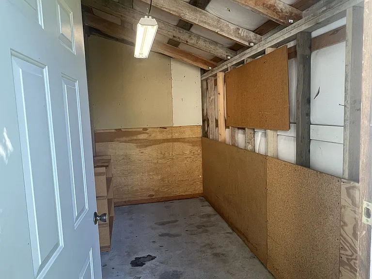 6103 N Stevens St — Photo 7
