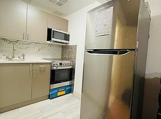 47 W 71st St #R, New York, NY 10023