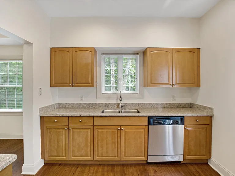 Fairhaven Residential Garden Apartment Homes — Photo 15
