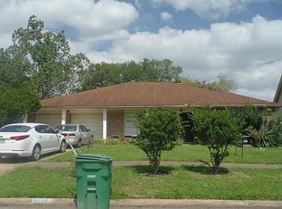 9110 Rentur Dr, Houston, TX 77031