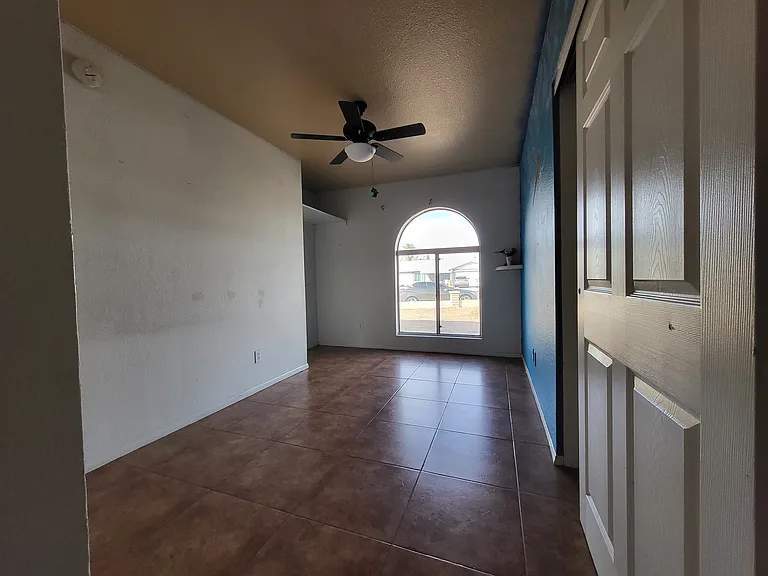 4821 W Bluefield Ave — Photo 6