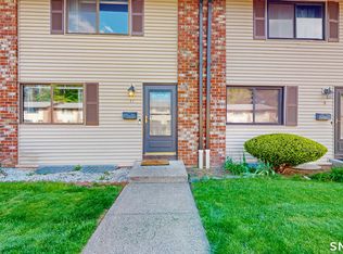 11 Coronado Dr #11, Newington, CT 06111