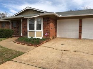 930 N Fannin Ave, Denison, TX 75020