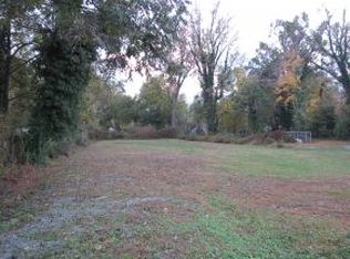 107 Lee St, Mebane, NC 27302