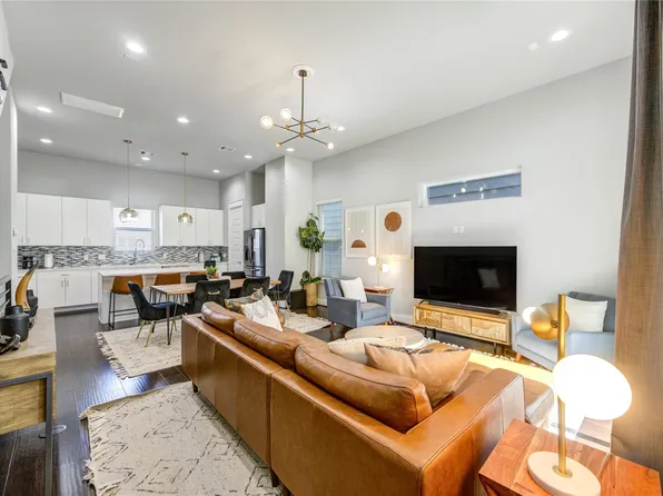 2107 Engelmohr St #B, Houston, TX 77054