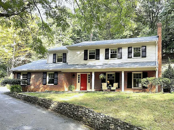 415 Willow Oak Dr SW, Roanoke, VA 24014