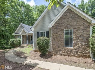 309 Cascade Ct, Hampton, GA 30228