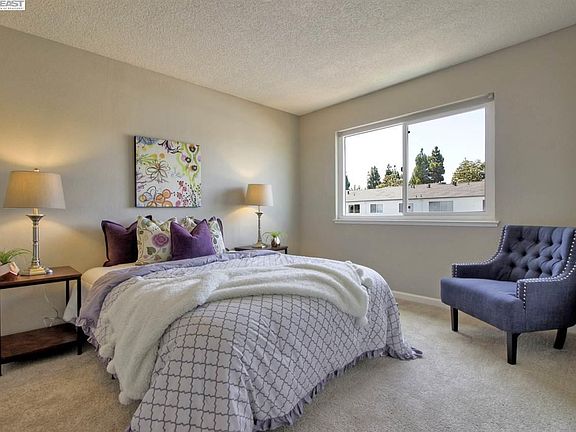 4th image of 4415 Corto Monterey
