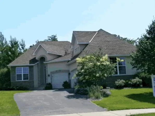 18620 Farmstead Cir, Eden Prairie, MN 55347