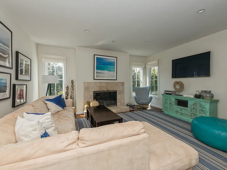 32 Denison Rd — Photo 4