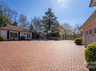 941 Braewick Rd, Tryon, NC 28782