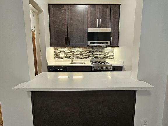 3rd image of 405 E 82nd St APT 2F