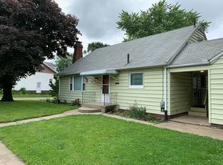 605 N Walnut St, Louisville, OH 44641