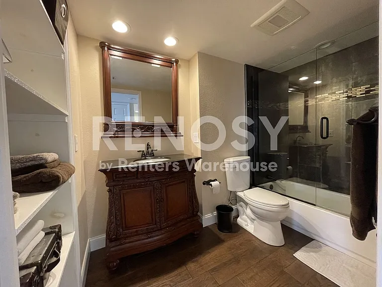 51 Island Way #906 — Photo 10