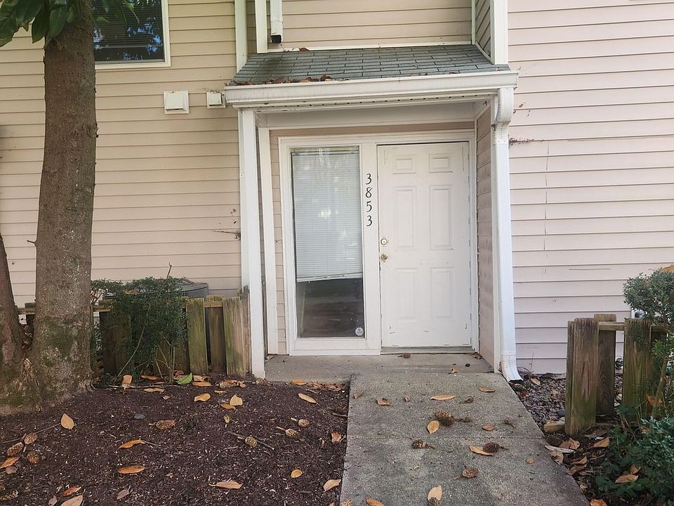 1st image of 3853 Staffordshire Ln
