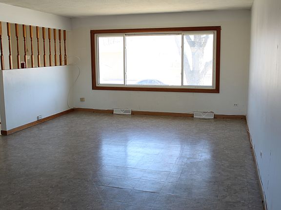 3rd image of 538 Forest Preserve Dr
