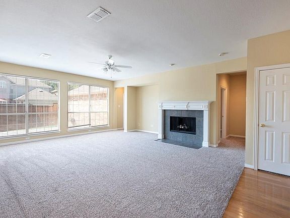 2nd image of 3004 Austin Dr