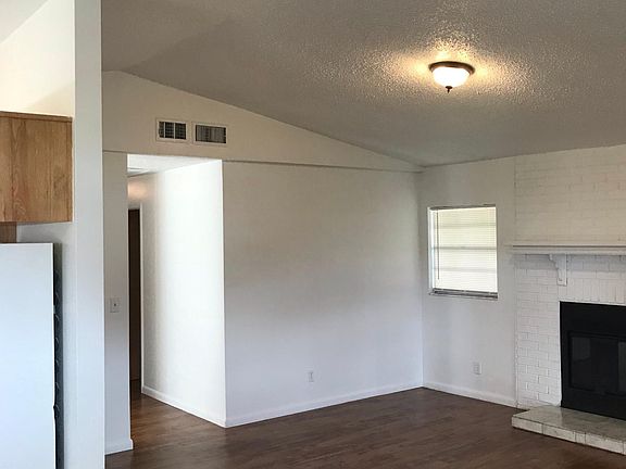 3rd image of 5326 7th Ave S