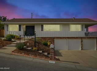 945 Andover Way, Los Altos, CA 94024