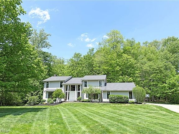 2nd image of 2239 Edgeview Dr