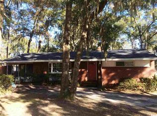 601 Center Dr E, Beaufort, SC 29902