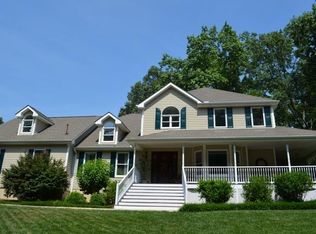 119 S Oak Pointe Dr, Seneca, SC 29672
