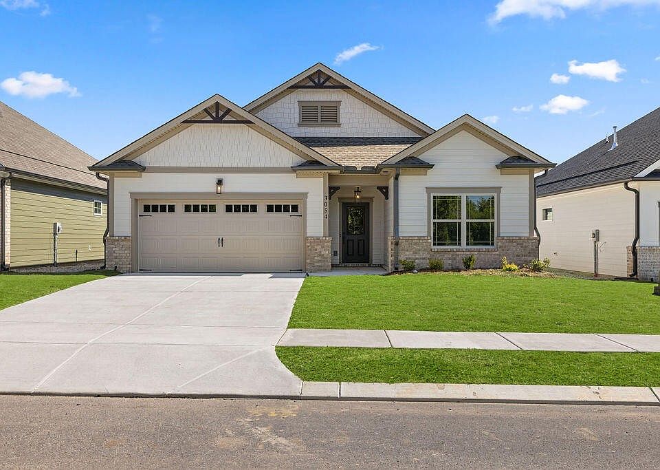 1st image of 3017 Discovery Dr NW