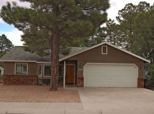 563 N 6th Ave, Show Low, AZ 85901