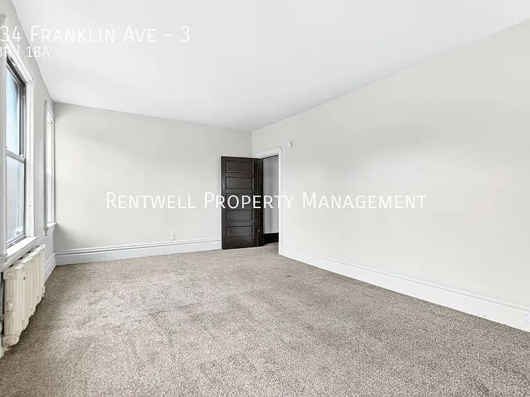 734 Franklin Ave #3 — Photo 14