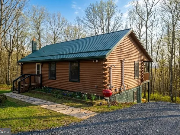 1167 Tall Oaks Dr, Oakland, MD 21550