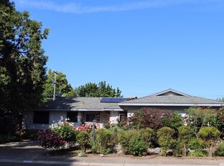 516 Del Rio Cir, Oakdale, CA 95361