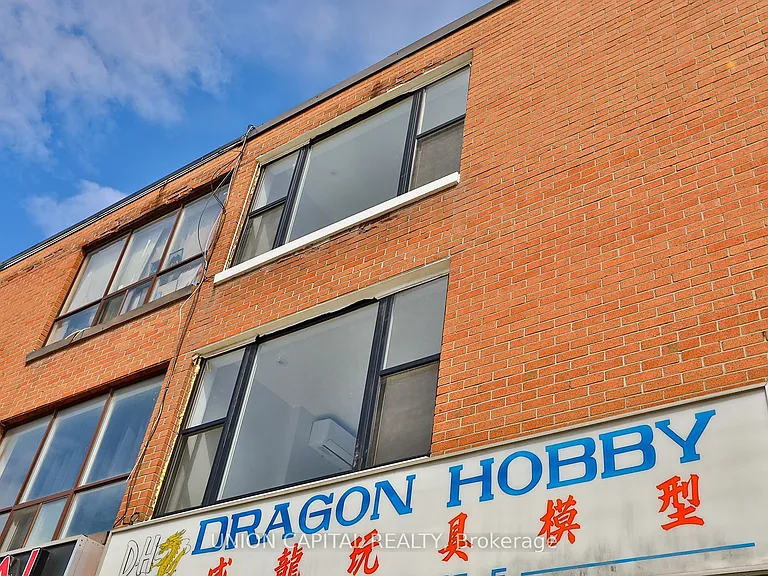 612 Gerrard St E #2 — Photo 17