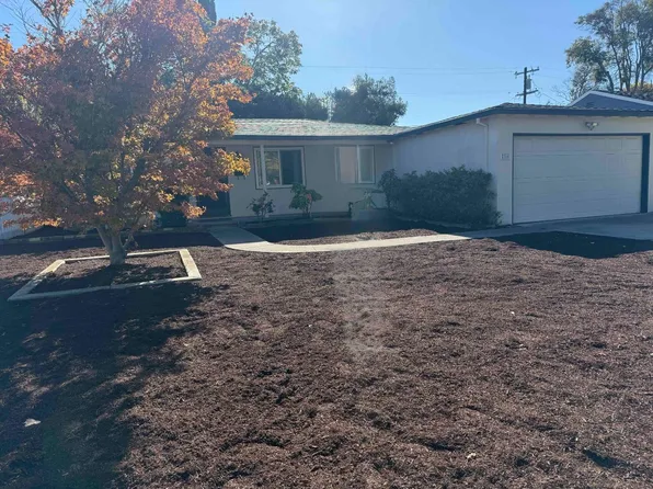 2366 Newhall St, San Jose, CA 95128