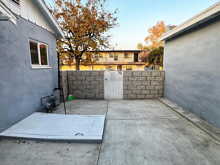Courtyard between garage and kitchen.