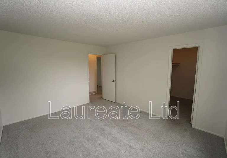 1110 Dexter St — Photo 13