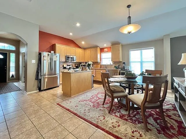 10717 Casitas Dr — Photo 5