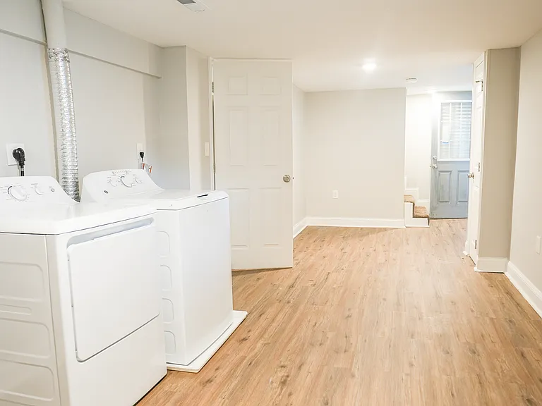 2205 Southern Ave — Photo 18