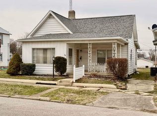 321 SE 7th St, Washington, IN 47501