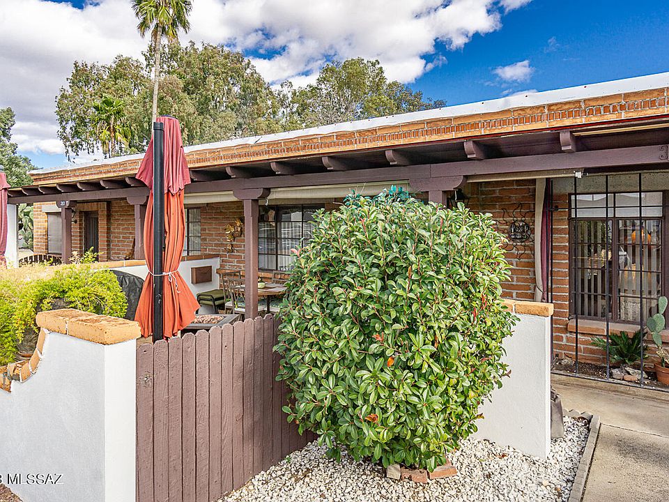 1st image of 393 S Paseo Lobo