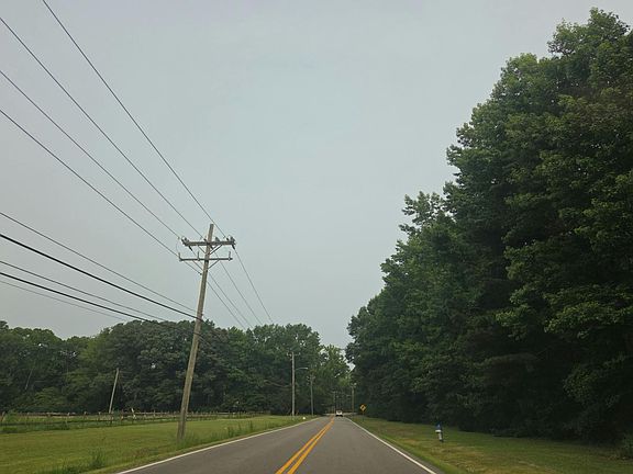 4th image of 1601 Jolliff Rd