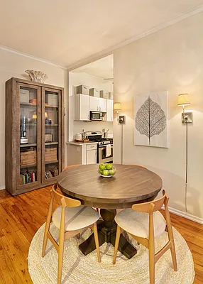 Sold by Compass | media 2