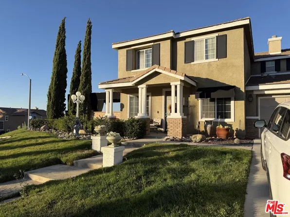 2409 Foxglove Ct, Palmdale, CA 93551
